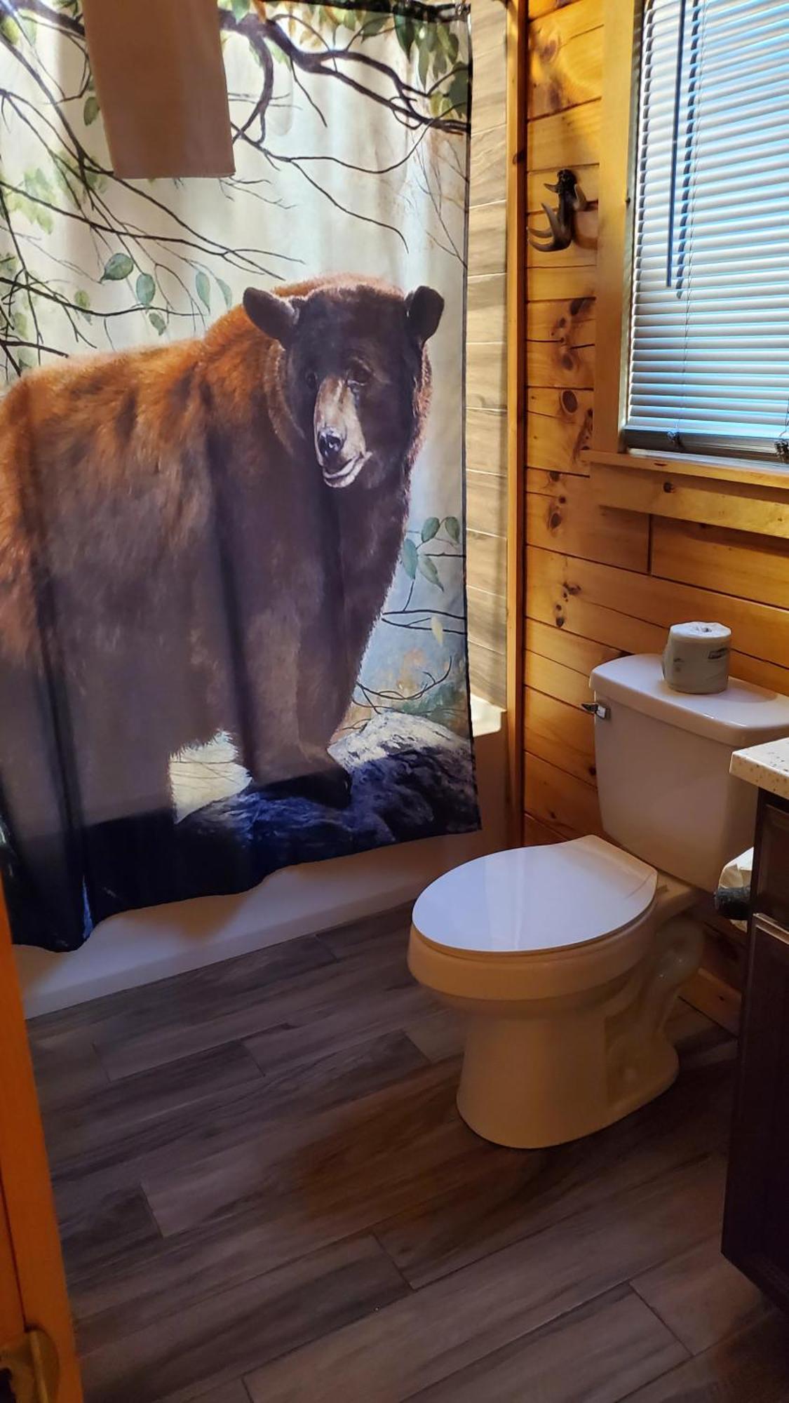 210 Cubs In The Treetops - Luxurious Cabin In Гетлинбург Екстериор снимка